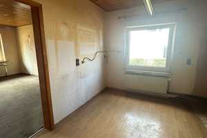 Renovierungsbedürftiges Haus mit 5 Zimmern, Keller und Garage – Minden-Lübbecke (Kreis) – Vorschaubild 24
