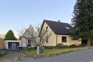 Einfamilienhaus mit Potential am Rande des Lottentals