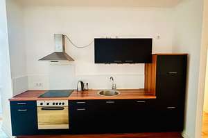 Renovierte 2-Zimmer Wohnung mit 2 Balkonen im 3. OG am Boxhagener Platz – Krossener Straße 26, 10245 Friedrichshain, Berlin – Vorschaubild 3