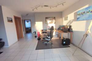 Viele werden Sie um diese schöne Wohnung beneiden! Ideal für Singles ! – Die vollständige Adresse der Immobilie erhältst du vom Anbieter., 72768 Rommelsbach, Reutlingen – Vorschaubild 2