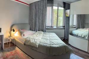 Helle 3-Zimmer Wohnung im 5. OG mit Balkon in Wiesbaden-Mitte – Die vollständige Adresse der Immobilie erhältst du vom Anbieter., 65185 Mitte, Wiesbaden – Vorschaubild 3