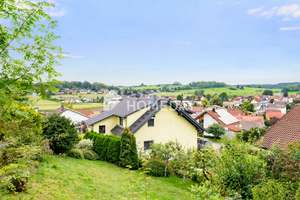 Wohnen & investieren im Grünen – gepflegtes Haus mit vielen Nutzungsmöglichkeiten & Gartenparadies – Die vollständige Adresse der Immobilie erhältst du vom Anbieter., 72829 Engstingen – Vorschaubild 8