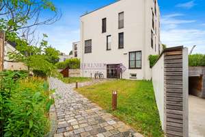 Exklusive 2-Zimmer Wohnung mit EBK, Terrasse, Garten und Doppel-TG-Stellplatz am Donaustrand! – 93059 Innenstadt, Regensburg – Vorschaubild 3