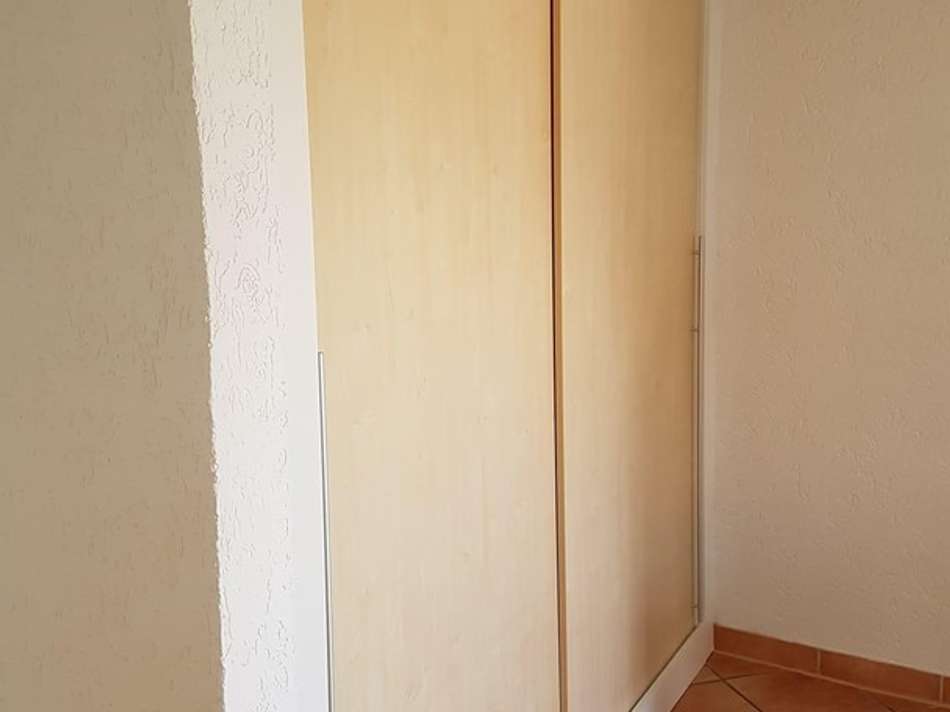 Schiebetürenschrank Küche OG