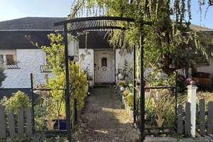 Großzügiges Einfamilienhaus mit Einliegerwohnung und Gartenidylle in Bretten – Die vollständige Adresse der Immobilie erhältst du vom Anbieter., 75015 Bretten – Vorschaubild 35