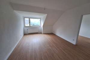 Schöne 2 Zimmer Dachgeschoss Wohnung + 1 Monat mietfrei Sommeraktion – Hofbreede 1, 49078 Hellern, Osnabrück – Vorschaubild 2