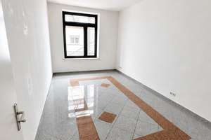 Leere 3-Zimmer-Altbauwohnung mit hohen Decken und Dachterrasse – 1. OG, nur 5 Minuten zur Kö – Pionierstr. 5, 40215 Friedrichstadt, Düsseldorf – Vorschaubild 11