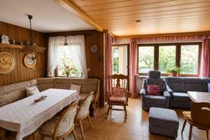 Großzügiges Zweifamilienhaus auf 1.113 m² Grundstück in Regensburg-Leoprechting – 93053 Oberisling-Graß, Regensburg – Vorschaubild 12