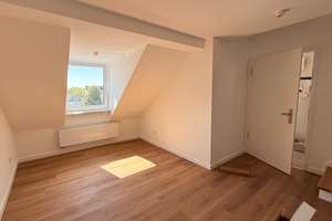 Provisionsfrei | Sanierte Maisonette mit Galerie im Herzen von Düsseldorf-Friedrichstadt – 40211 Friedrichstadt, Düsseldorf – Vorschaubild 2