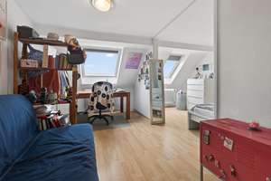 Charmante Dachgeschosswohnung mit WG-Vermietung in Top-Lage – 76135 Südweststadt, Karlsruhe – Vorschaubild 3