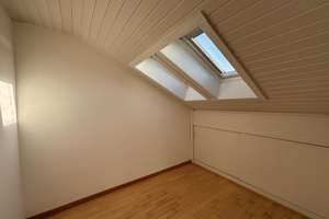 1. Rheinlage: Lichtdurchflutete Maisonette-Wohnung mit Rheinblick – Die vollständige Adresse der Immobilie erhältst du vom Anbieter., 40489 Wittlaer, Düsseldorf – Vorschaubild 14