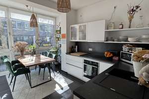 *Befristet auf 3 Jahre* gemütliche und sonnige 2-Zimmer-Wohnung in Friedrichshain – Lange Straße 74, 10243 Friedrichshain, Berlin – Vorschaubild 1