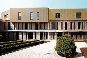 Architektonischer Solitär mit absoluter Privatsphäre und Weitblick in den Schlosspark