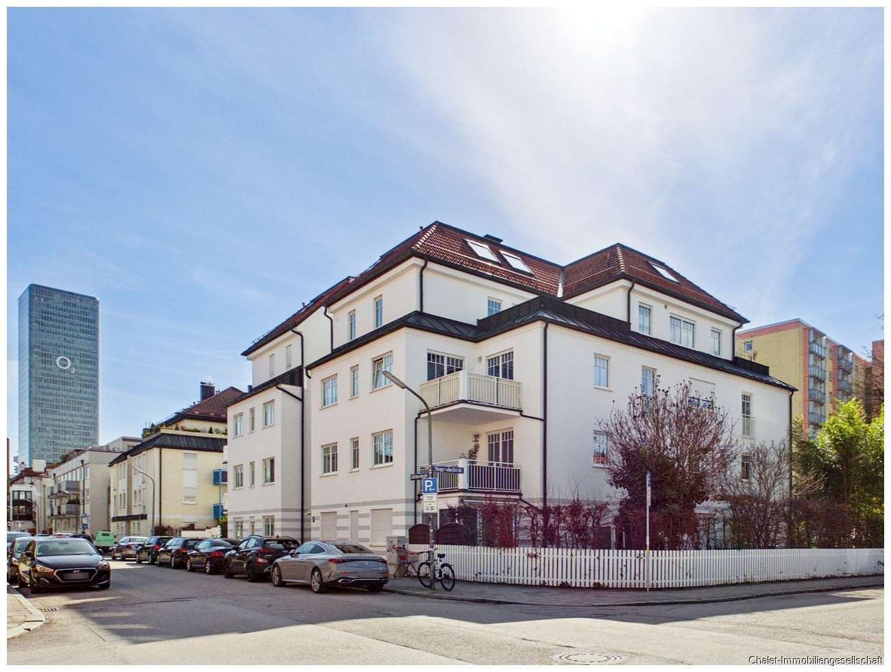 RUHIGE DACHGESCHOSS-MAISONETTE - in zentraler Lage München Moosach, München – Bild 1