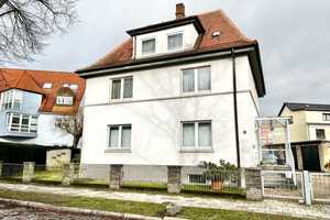 HORN IMMOBILIEN ++ Neubrandenburg Mehrfamilienhaus in guter Lage, sanierungsbedür. -nicht vermietet- – Neubrandenburg – Vorschaubild 2