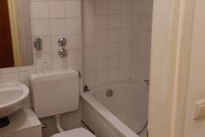 Charmante, helle 1-Zimmer Wohnung (40m²) im 1. OG in München-Nymphenburg mit TG Einzelstellplatz – Wotanstraße 60, 80639 Nymphenburg, München – Vorschaubild 6