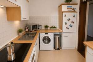 Stilvolle, möblierte Wohnung mit großem Balkon, Loggia & TG – ruhig in Stuttgart-Mitte – Leuschnerstr 11, 70174 Neue Vorstadt, Stuttgart – Vorschaubild 16
