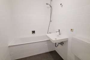 Schöne 3-Zimmer-Wohnung mit Balkon in Augsburg-Hochzoll zu vermieten – Hindelanger Straße 51B, 86163 Hochzoll-Nord, Augsburg – Vorschaubild 6