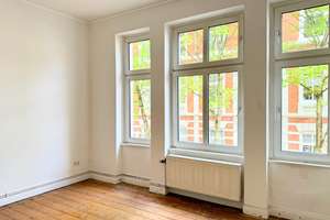 INVESTOREN AUFGEPASST: 3 HÄUSER MIT 5 WOHNUNGEN, 2 LADENLOKALEN, RESTAURANT UND GARTENGRUNDSTÜCK !!! – Die vollständige Adresse der Immobilie erhältst du vom Anbieter., 58119 Hohenlimburg (Ortsteil), Hagen – Vorschaubild 55