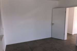 Stilvolle, neuwertige 3-Zimmer-Wohnung mit gehobener Innenausstattung mit EBK in Köln Eil – Die vollständige Adresse der Immobilie erhältst du vom Anbieter., 51145 Eil, Köln – Vorschaubild 8