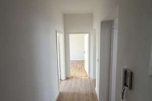 Frisch renovierte 3-Raumwohnung im 1. Obergeschoss – 39112 Leipziger Straße, Magdeburg – Vorschaubild 2