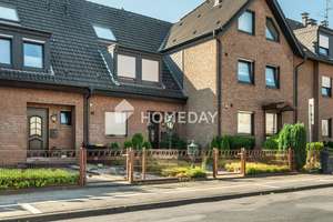 Einziehen und Wohlfühlen! Stetig modernisiertes Reihenhaus toller Ausstattung in idealer Lage