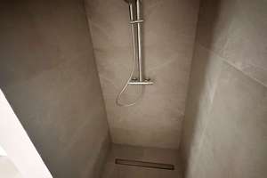 Stilvoll modernisierte 3-Zimmer-Altbauwohnung mit Balkon in zentraler Innenstadtlage – 39104 Altstadt, Magdeburg – Vorschaubild 7