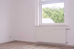 !!!TOP AM KÜCHWALD MIT BALKON ZUM FAIREN PREIS!!! – Dorotheenstraße 37, 9113 Chemnitz – Vorschaubild 3