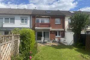 Bereits saniert: Ihr neues Zuhause mit Kamin, Garten und Keller – Die vollständige Adresse der Immobilie erhältst du vom Anbieter., 53757 Sankt Augustin – Vorschaubild 1
