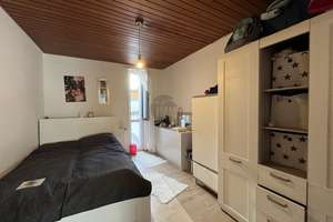 ATTRAKTIVES 2-3 FAMILIENHAUS MIT GARTEN, TERRASSEN & BALKON IN TOP-LAGE! – Die vollständige Adresse der Immobilie erhältst du vom Anbieter., 76149 Neureut, Karlsruhe – Vorschaubild 4