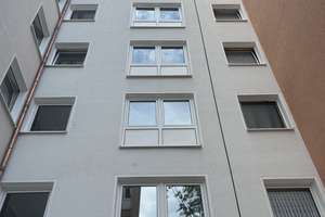 2-Zimmer-Wohnung mit Balkon sowie diversem Mobiliar kostenfrei  ab September verfügbar – Spervogelweg 26, 45279 Freisenbruch, Essen – Vorschaubild 3