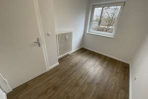 Frisch renovierte 2,5 Zimmer-Wohnung mit Balkon im Hochparterre – Fregattenstr. 26, 23558 Buntekuh, Lübeck – Vorschaubild 9
