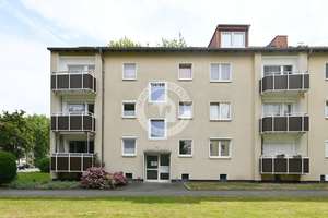 Investment oder Eigennutz für Jung und Alt -  
Helle Hochparterre-ETW mit Loggia!