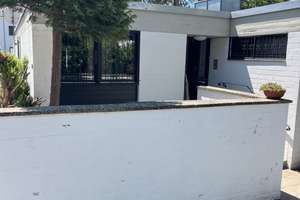Exklusiver Bungalow mit 170 m² Wohnfläche, neu saniert und hochwertiger Ausstattung 