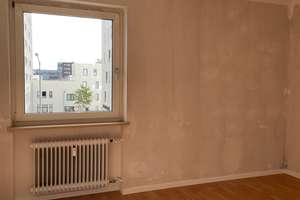 Schön geschnittene 4 Zimmer-Wohnung mit Loggia – Gebbertstr. 144, 91058 Sebaldus, Erlangen – Vorschaubild 8