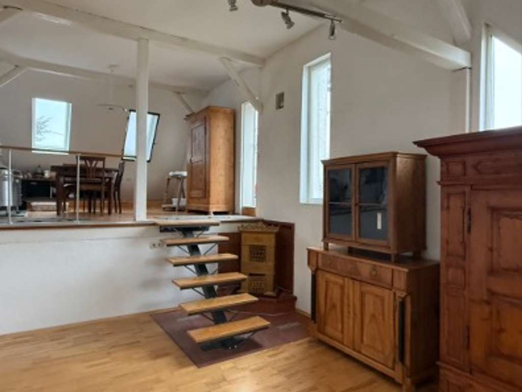 Immobilie in Filderstadt - Einzigartiges  Familienhaus mit Garten  in Sonnenlage am Ortsrand - Bild 3