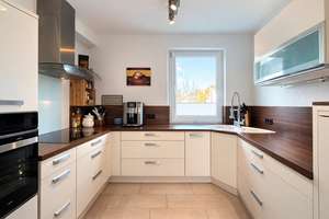 Maisonette mit Dachterrasse und eigenem Hausgefühl mitten in Breisach – Die vollständige Adresse der Immobilie erhältst du vom Anbieter., 79206 Breisach am Rhein – Vorschaubild 4