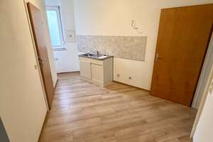 Frisch renoviert und Modernisiert: 2-Zimmer-Wohnung in Solingen - Zentral – Sandstr. 2, 42655 Solingen-Mitte, Solingen – Vorschaubild 2