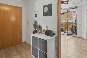 Bezugsfreie 3,5-Zimmer-Wohnung mit Tiefgaragenstellplatz in Lechhausen – Die vollständige Adresse der Immobilie erhältst du vom Anbieter., 86167 Lechhausen-Ost, Augsburg – Vorschaubild 2