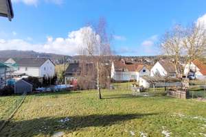 Großzügiges Einfamilienhaus mit Einliegerwohnung in Schloßborn – Wohnen mit Fernblick im Taunus – Die vollständige Adresse der Immobilie erhältst du vom Anbieter., 61479 Glashütten – Vorschaubild 2