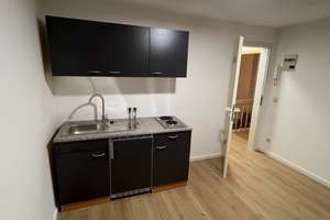 Sanierte 1 Raum DG mit EBK Wohnung Südvorstadt – Emilienstraße 8, 4107 Zentrum-Süd, Leipzig – Vorschaubild 6