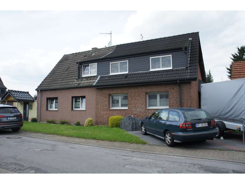 Ideal für die große Familie / Großes Haus mit tollem Garten in Buer- Resse