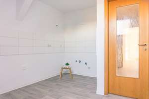 3-Raum-Dachgeschosswohnung mit Badewanne – Zietenstr. 63, 9130 Sonnenberg, Chemnitz – Vorschaubild 2