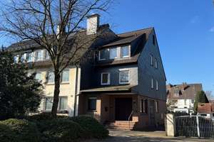 Potentialreiches Mehrfamilienhaus mit großem Grundstück, Garagenhof