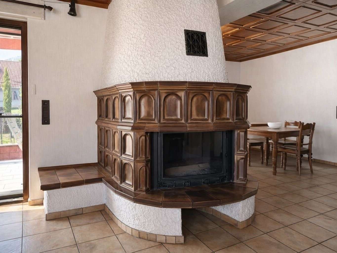 Immobilie in Maikammer - Einzigartiges Einfamilienhaus mit großzügigem Raumangebot - Bild 2