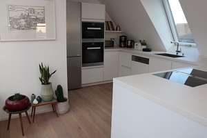 Exklusive Maisonettwohung im Dachgeschoss (5-Zimmer) mit Einbauküche in Düsseldorf – Die vollständige Adresse der Immobilie erhältst du vom Anbieter., 40476 Golzheim, Düsseldorf – Vorschaubild 12