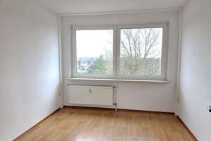 Attraktive 4-Zimmer-Wohnung mit Weitblick in Kirchrode! – Lange-Feld-Straße 43, 30559 Kirchrode, Hannover – Vorschaubild 11