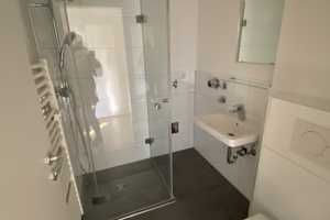 **möblierte 1 Zimmer Wohnung**Küche mit EBK**Balkon**Duschbad**Keller** – Demblerstr. 20, 81549 München – Vorschaubild 6