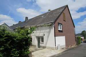 6 Zimmer Reiheneckhaus mit Garten und Carport in zentraler Lage - Weitefeld! – Altenkirchen (Westerwald) (Kreis) – Vorschaubild 1