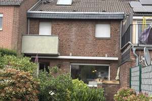 Reihenmittelhaus mit Garage – Die vollständige Adresse der Immobilie erhältst du vom Anbieter., 47809 Linn, Krefeld – Vorschaubild 2